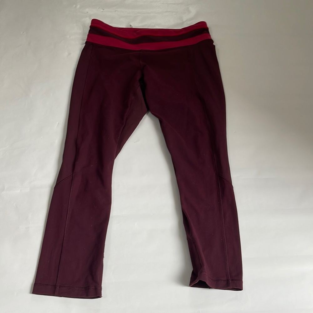 Lululemon capri pants size 6